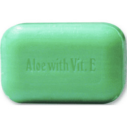 Soap works - 
bar soap : aloe vera & vit e - 110g